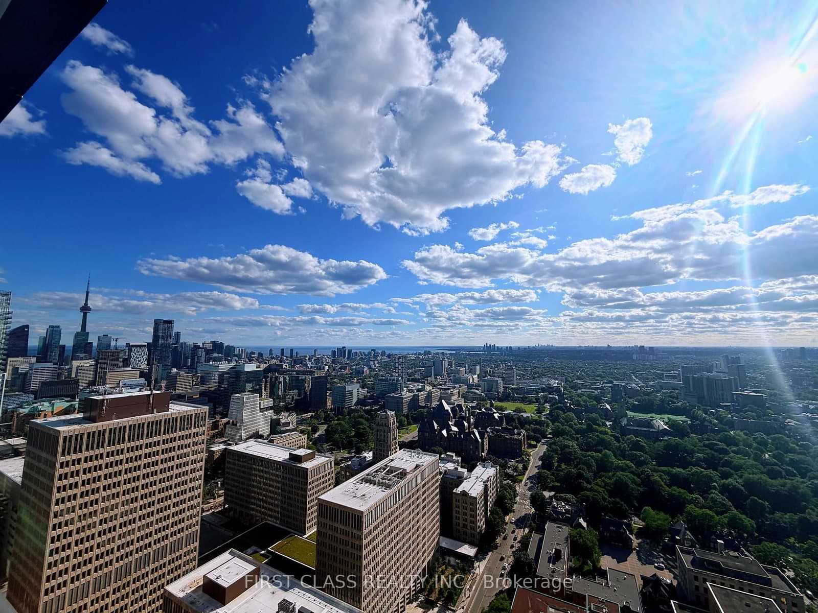 955 Bay Street, Unit PH06 thumbnail 11