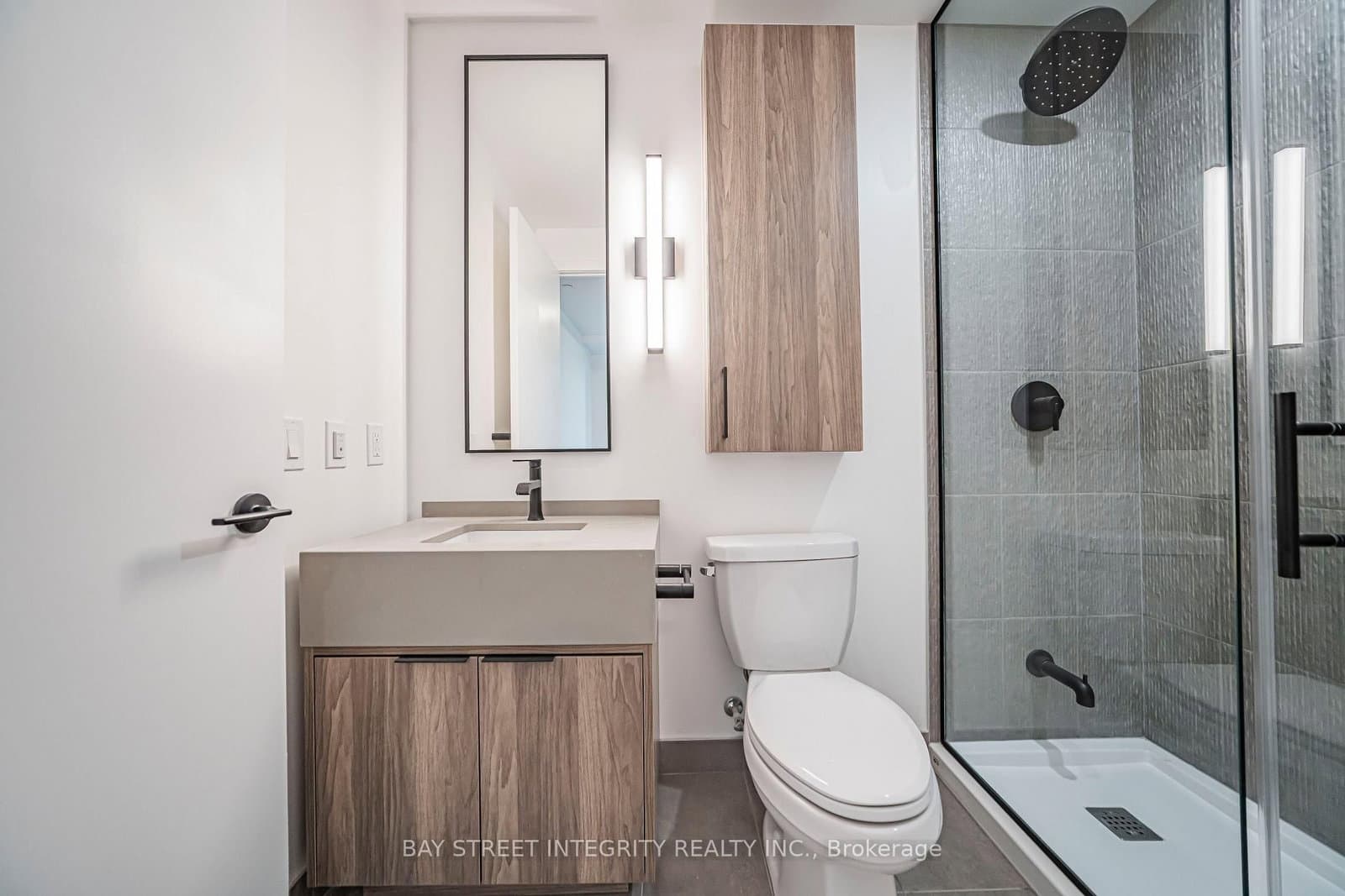 91 Montclair Avenue, Unit 702 thumbnail 14