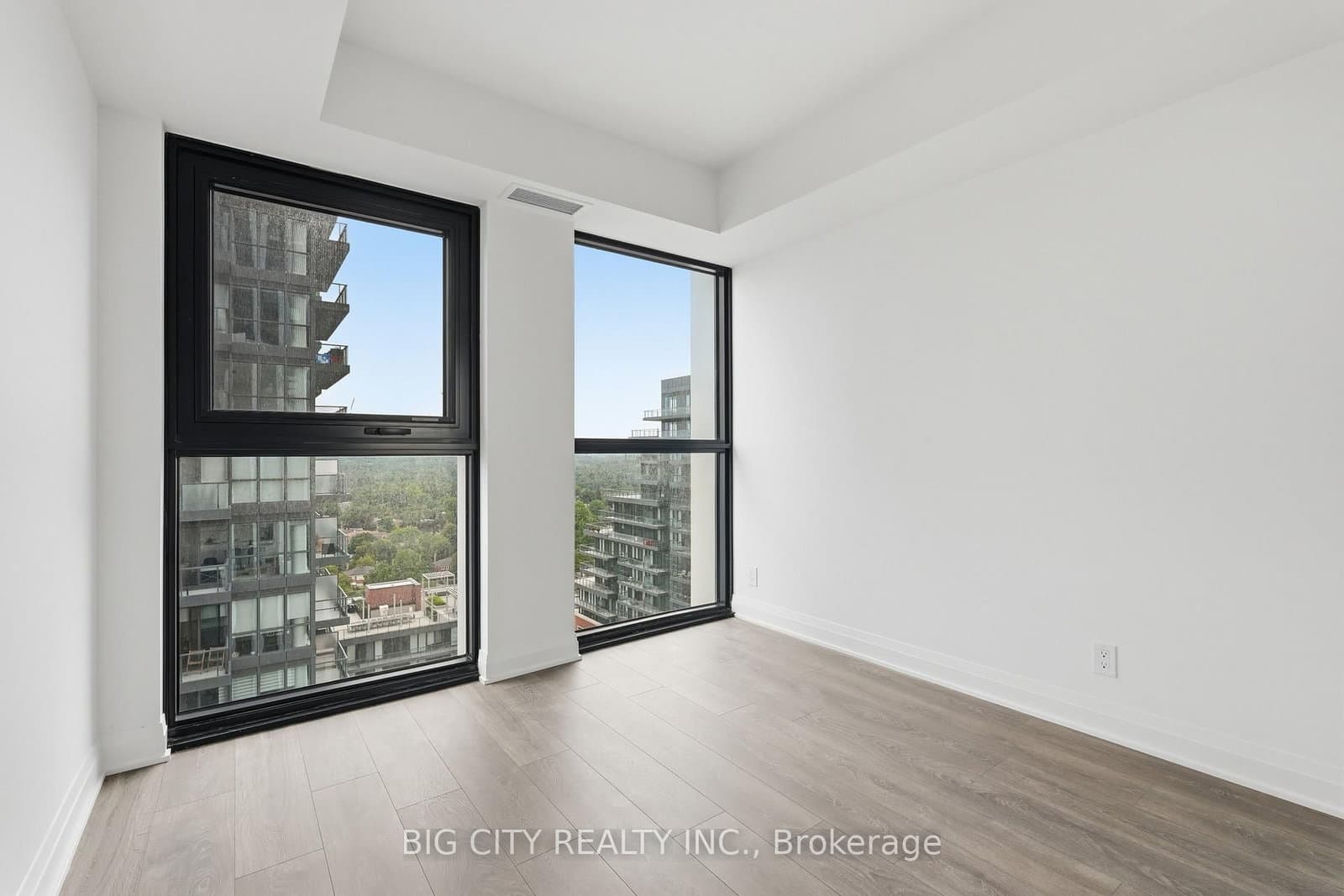 25 Frederick Todd Way, Unit 1606 thumbnail 11