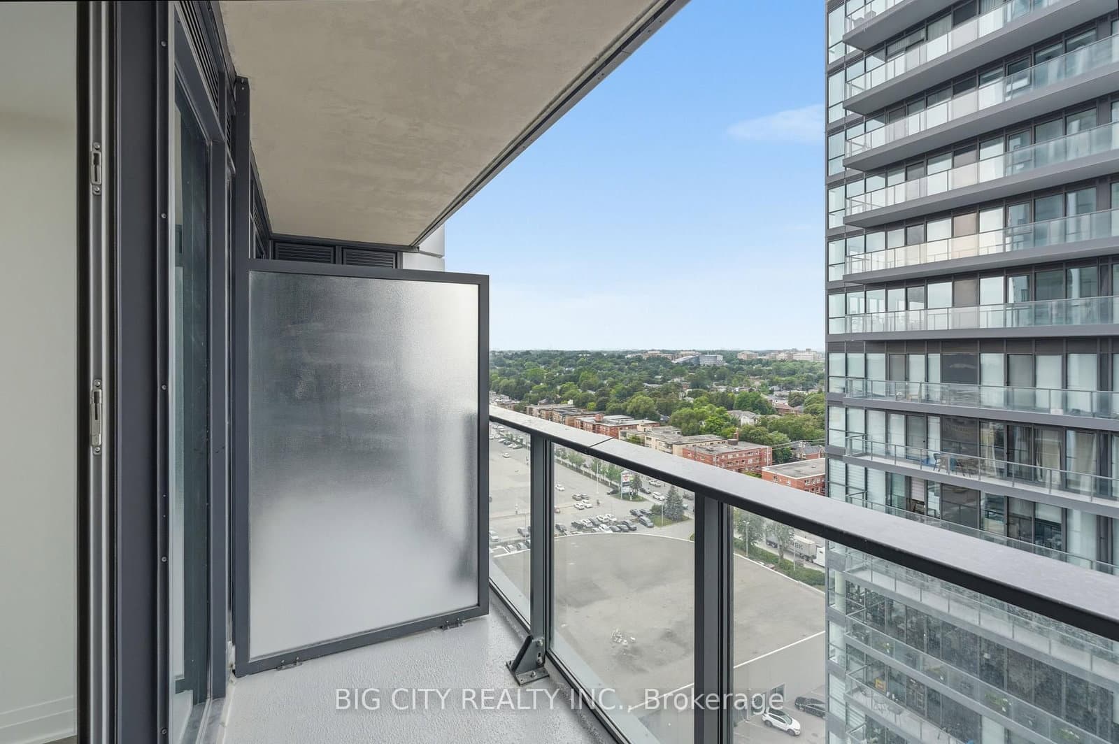 25 Frederick Todd Way, Unit 1606 thumbnail 17