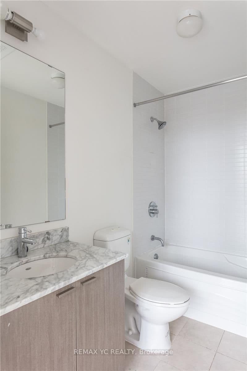 23 SHEPPARD Avenue E, Unit 1803 thumbnail 11