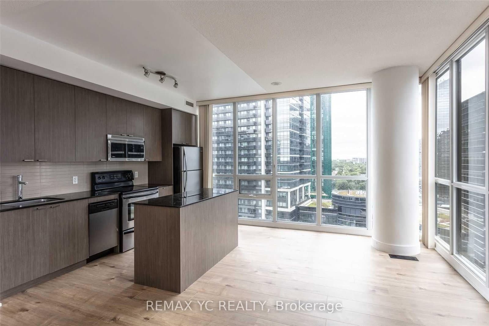 23 SHEPPARD Avenue E, Unit 1803 thumbnail 2