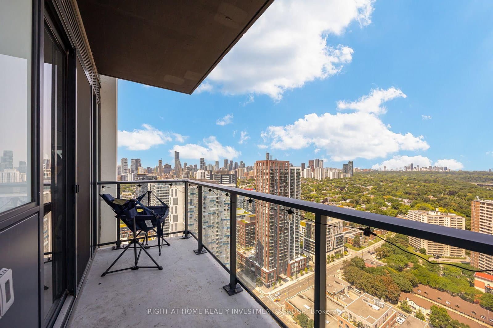 5 Defries Street, Unit 3408 thumbnail 17
