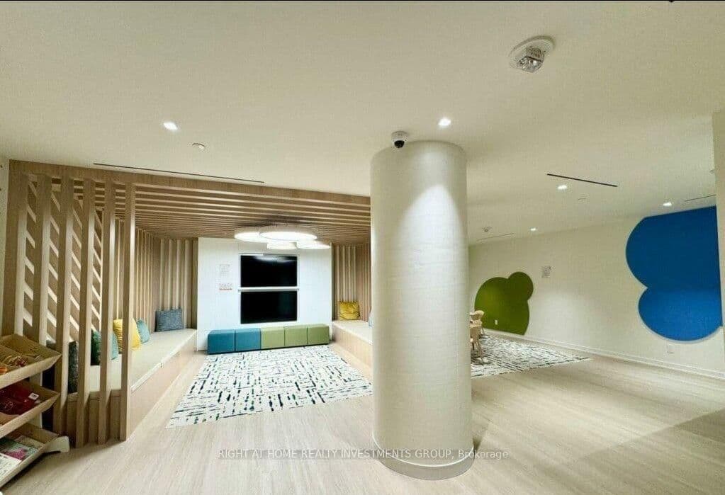 5 Defries Street, Unit 3408 thumbnail 27