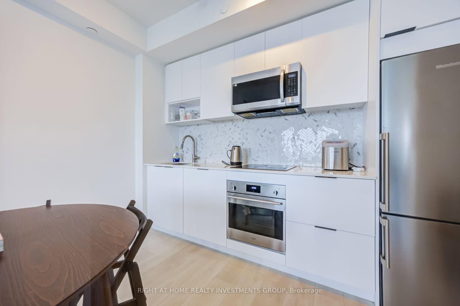 5 Defries Street, Unit 3408 thumbnail 9