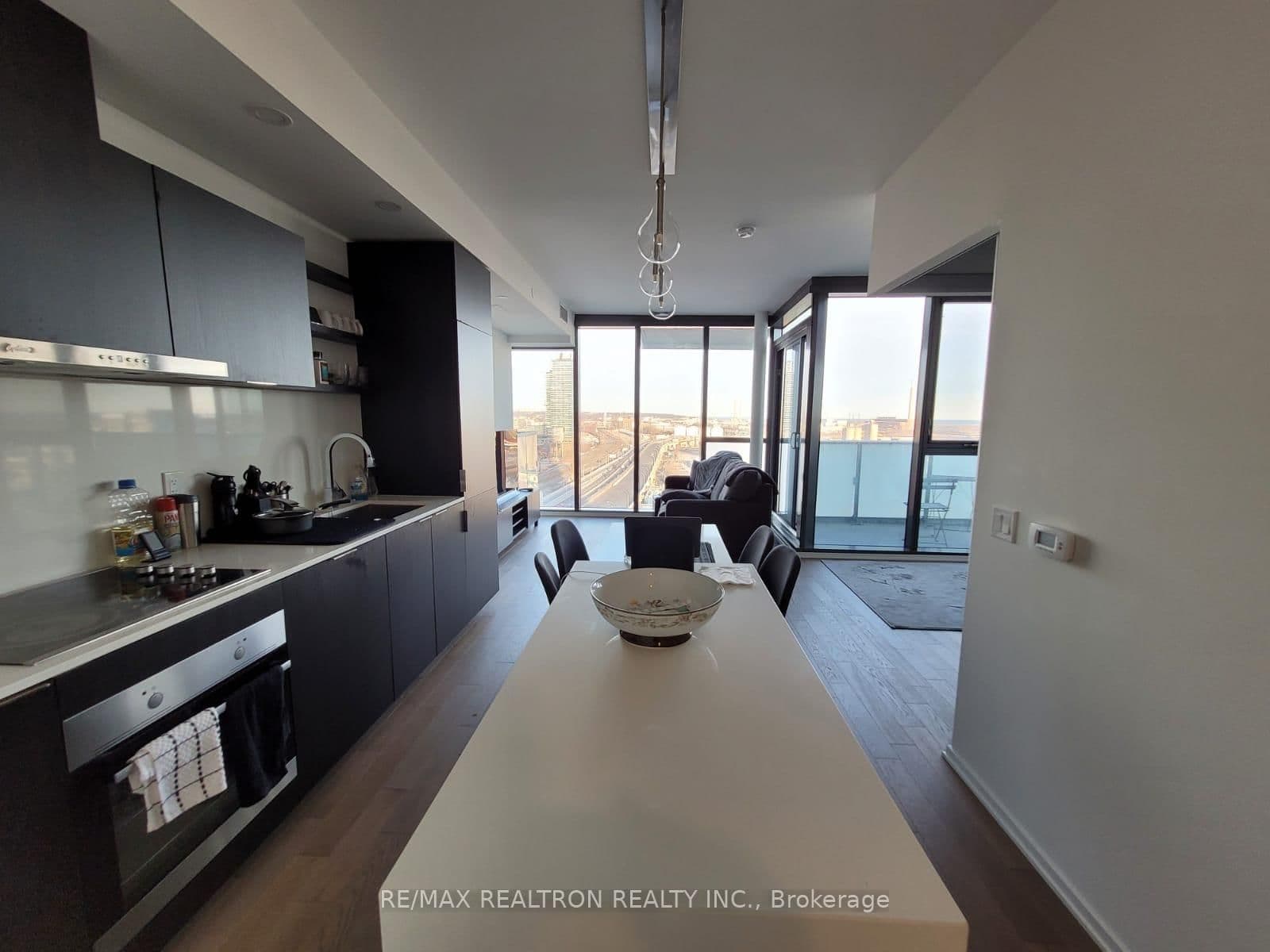 16 Bonnycastle Street, Unit 1506 thumbnail 12