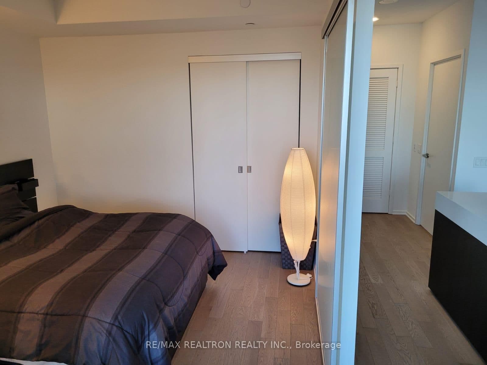 16 Bonnycastle Street, Unit 1506 thumbnail 4