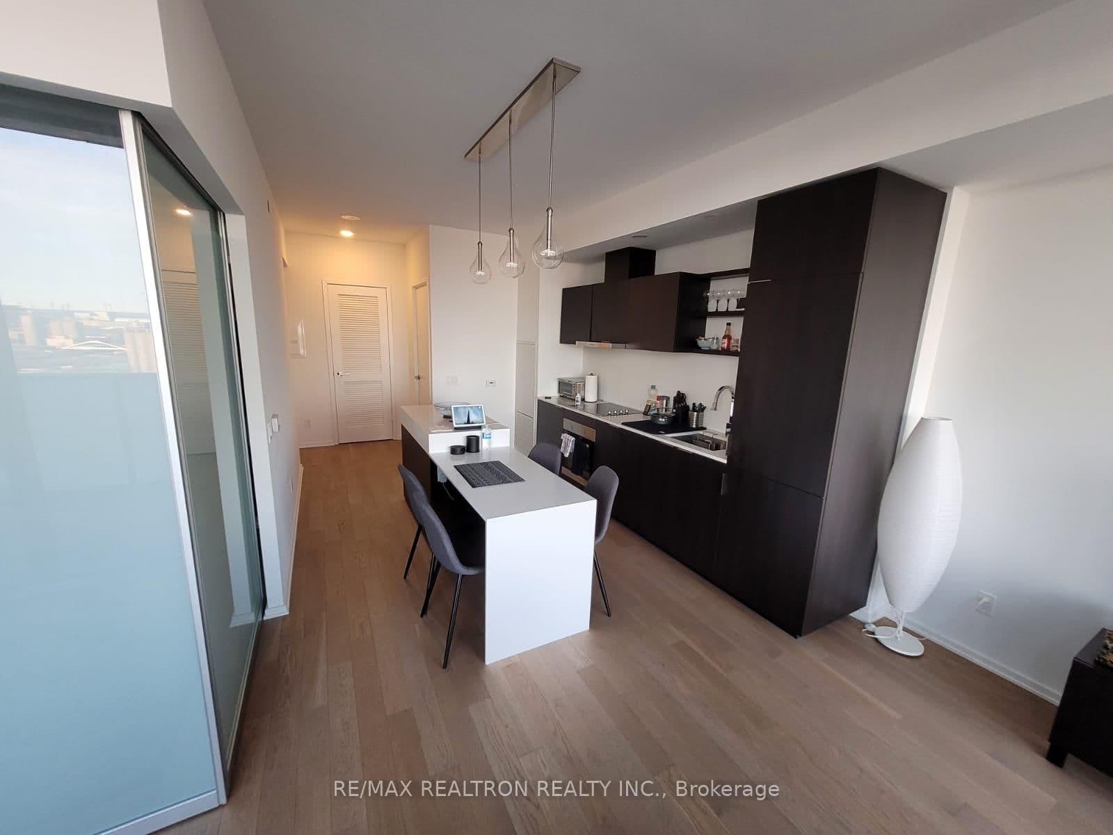 16 Bonnycastle Street, Unit 1506 thumbnail 9