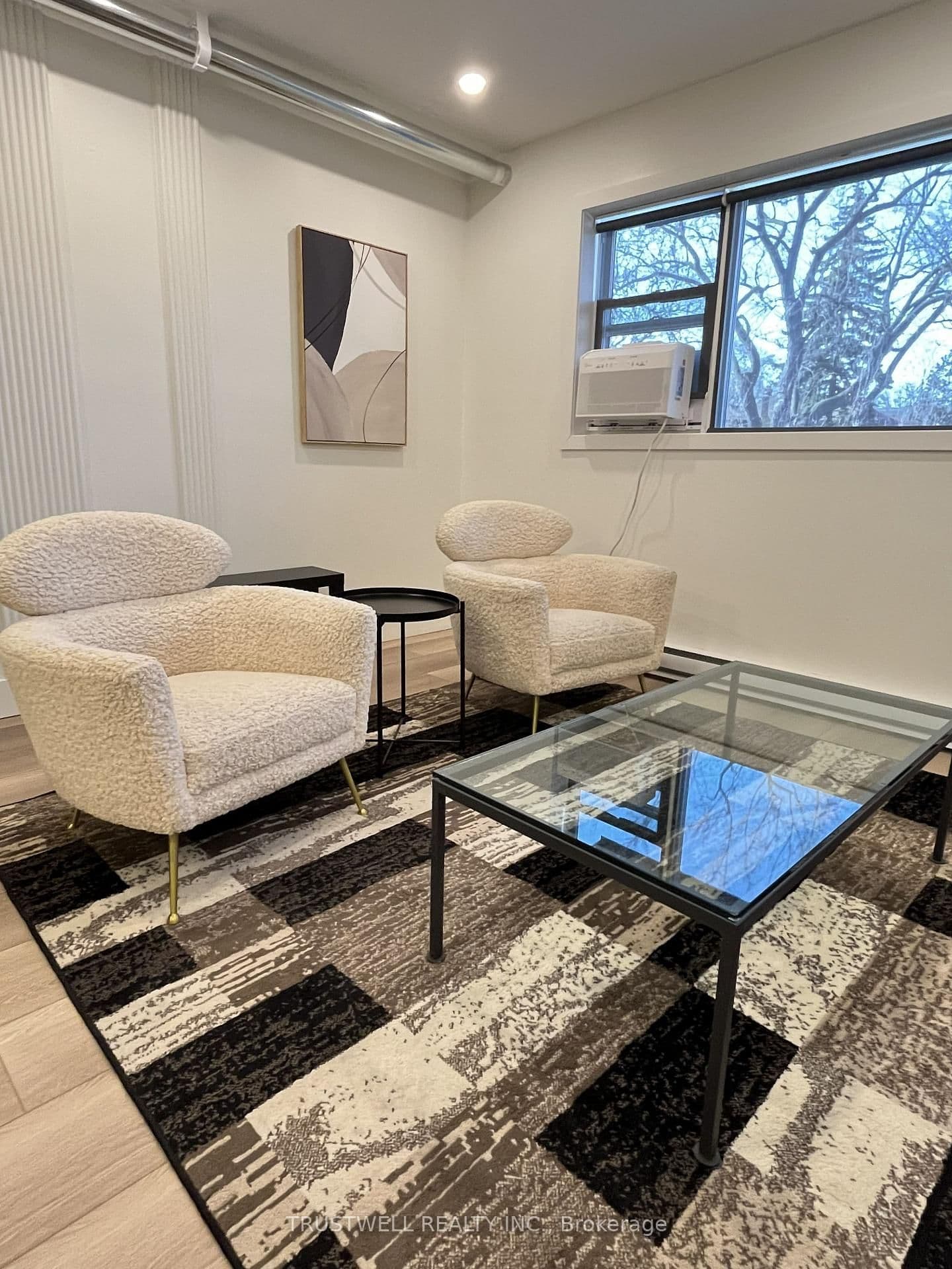 909 Millwood Road, Unit Unit B thumbnail 11