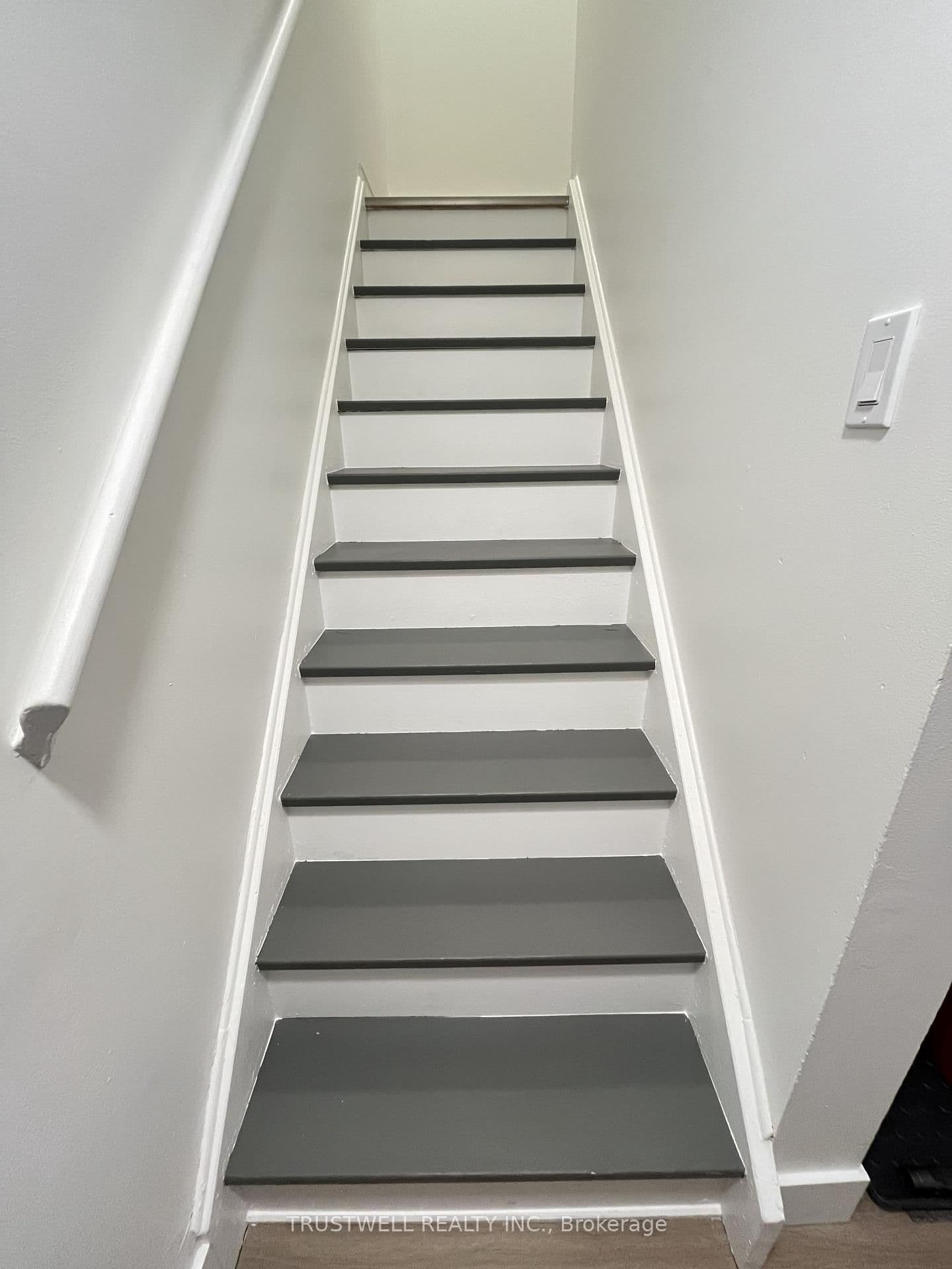 909 Millwood Road, Unit Unit B thumbnail 13