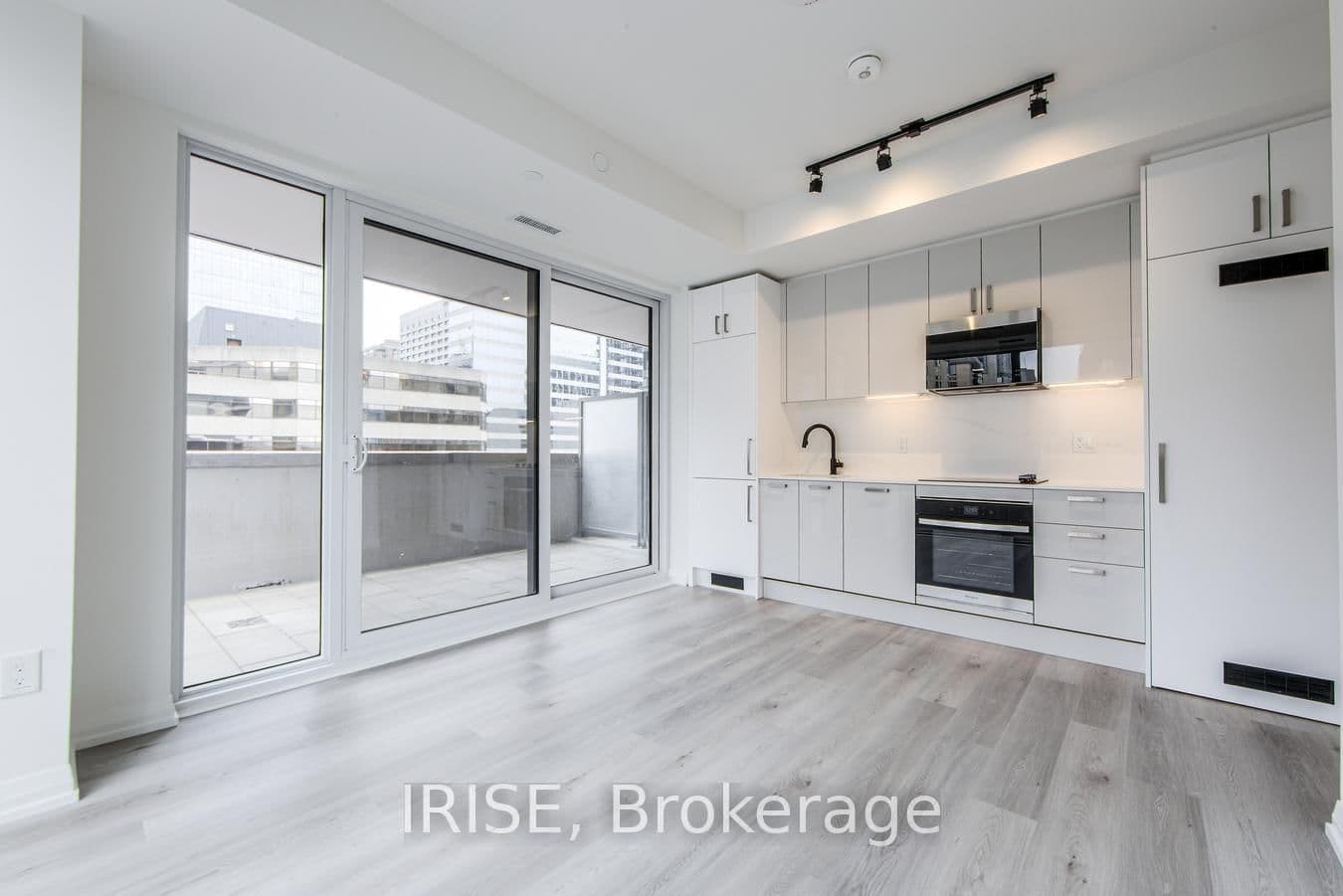 280 Dundas Street W, Unit 502 thumbnail 4