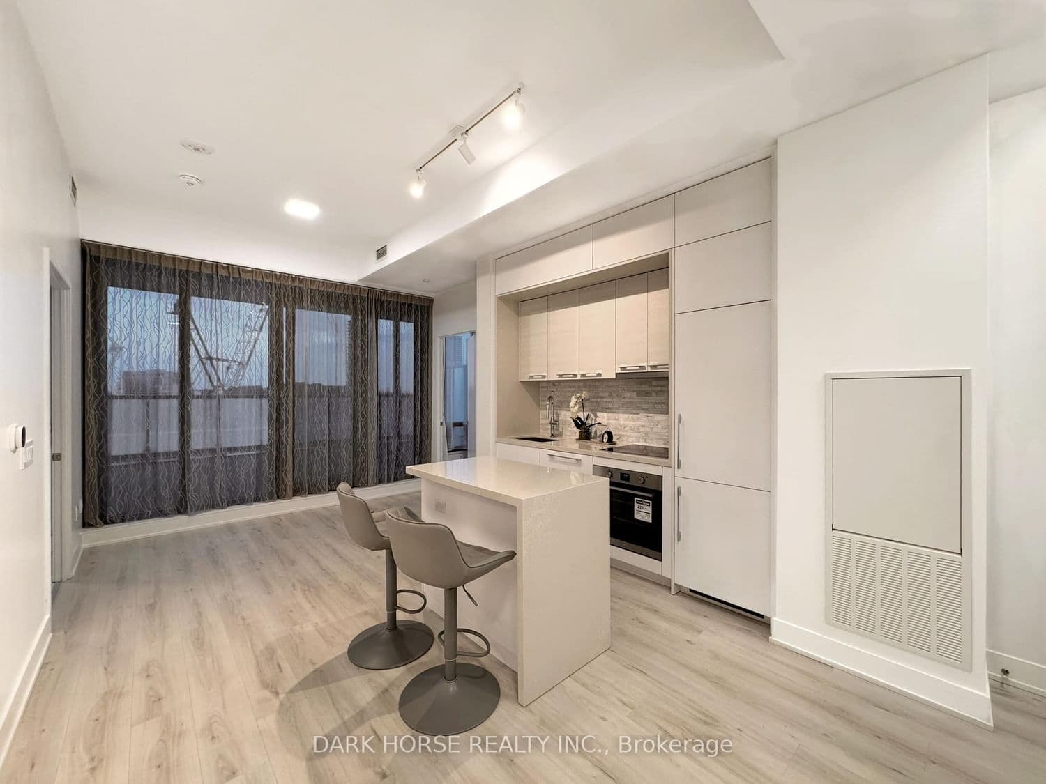 29 Green Trail Court, Unit 811 thumbnail 11