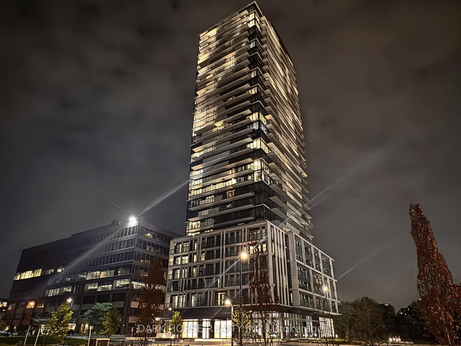 29 Green Trail Court, Unit 811 thumbnail 2