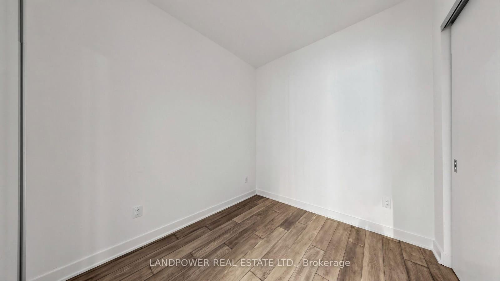 11 Yorkville Avenue, Unit 1307 thumbnail 9
