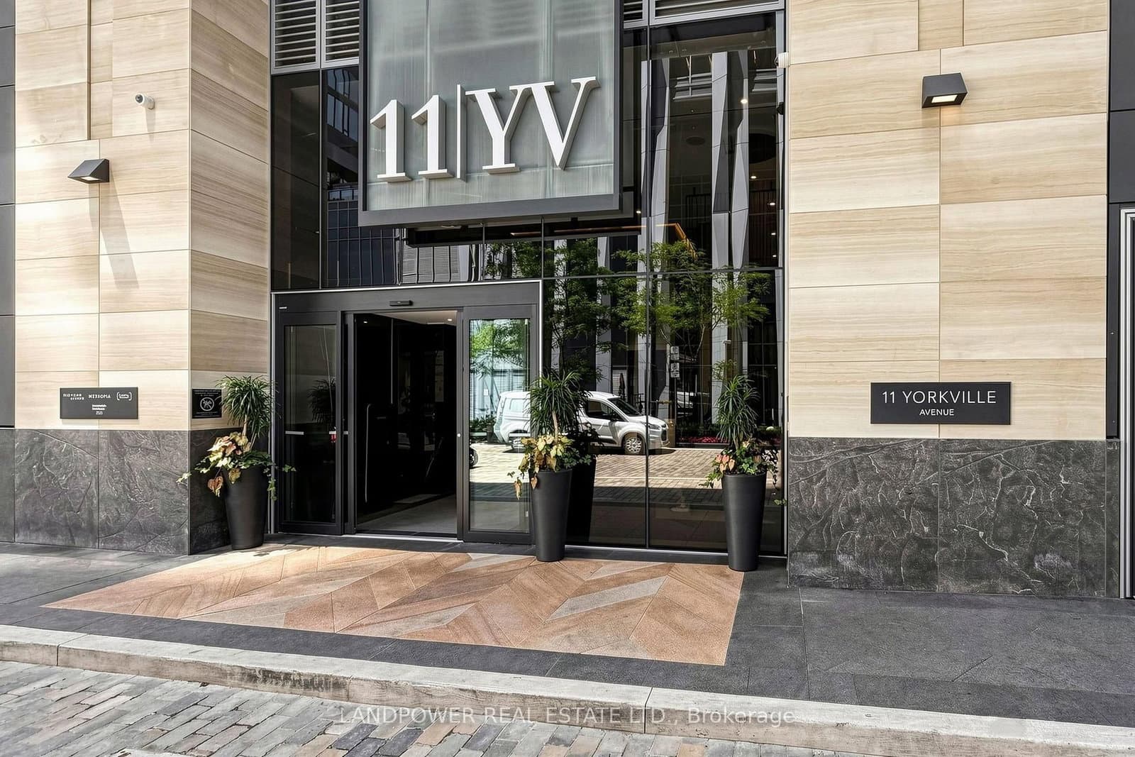 #1307 - 11 Yorkville Avenue