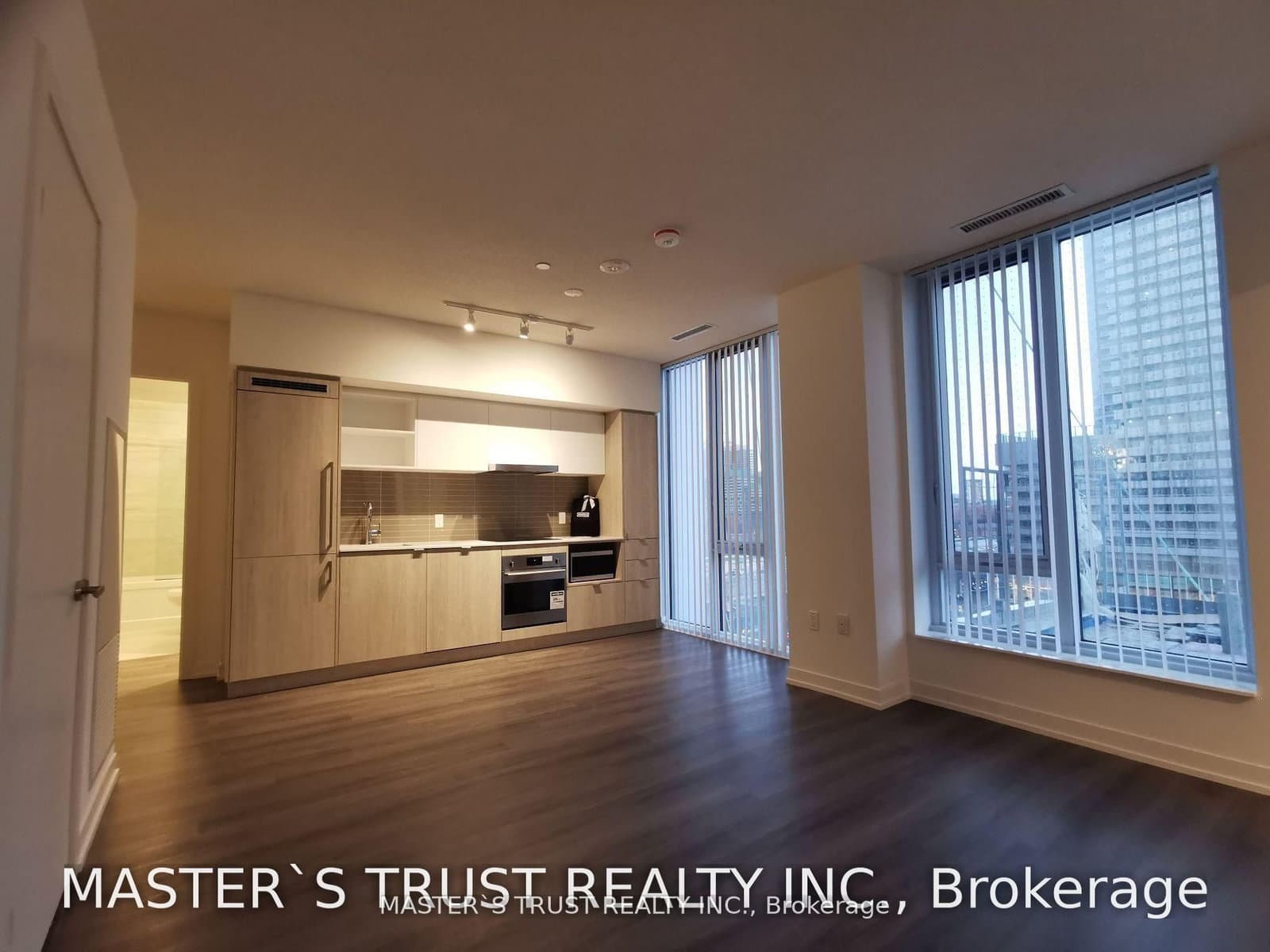 138 Downes Street, Unit 1005 thumbnail 12