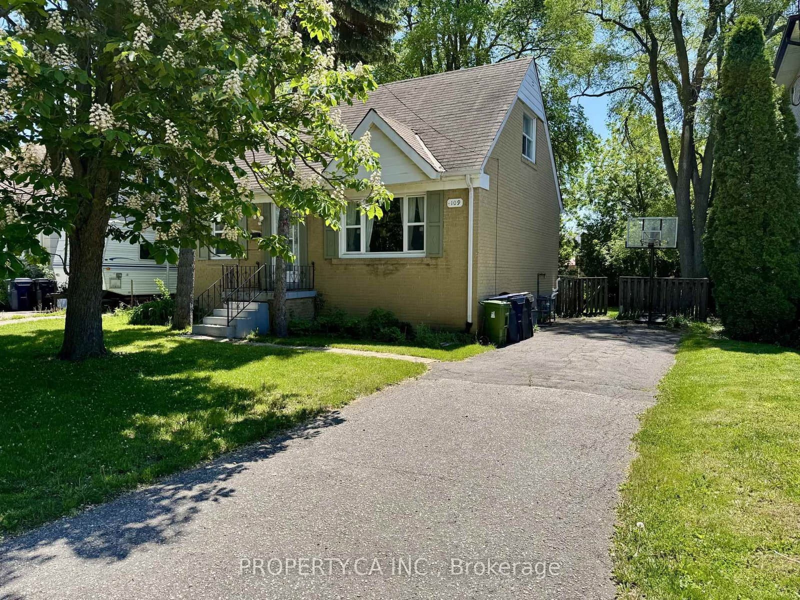 109 Pleasant Avenue - Image 1