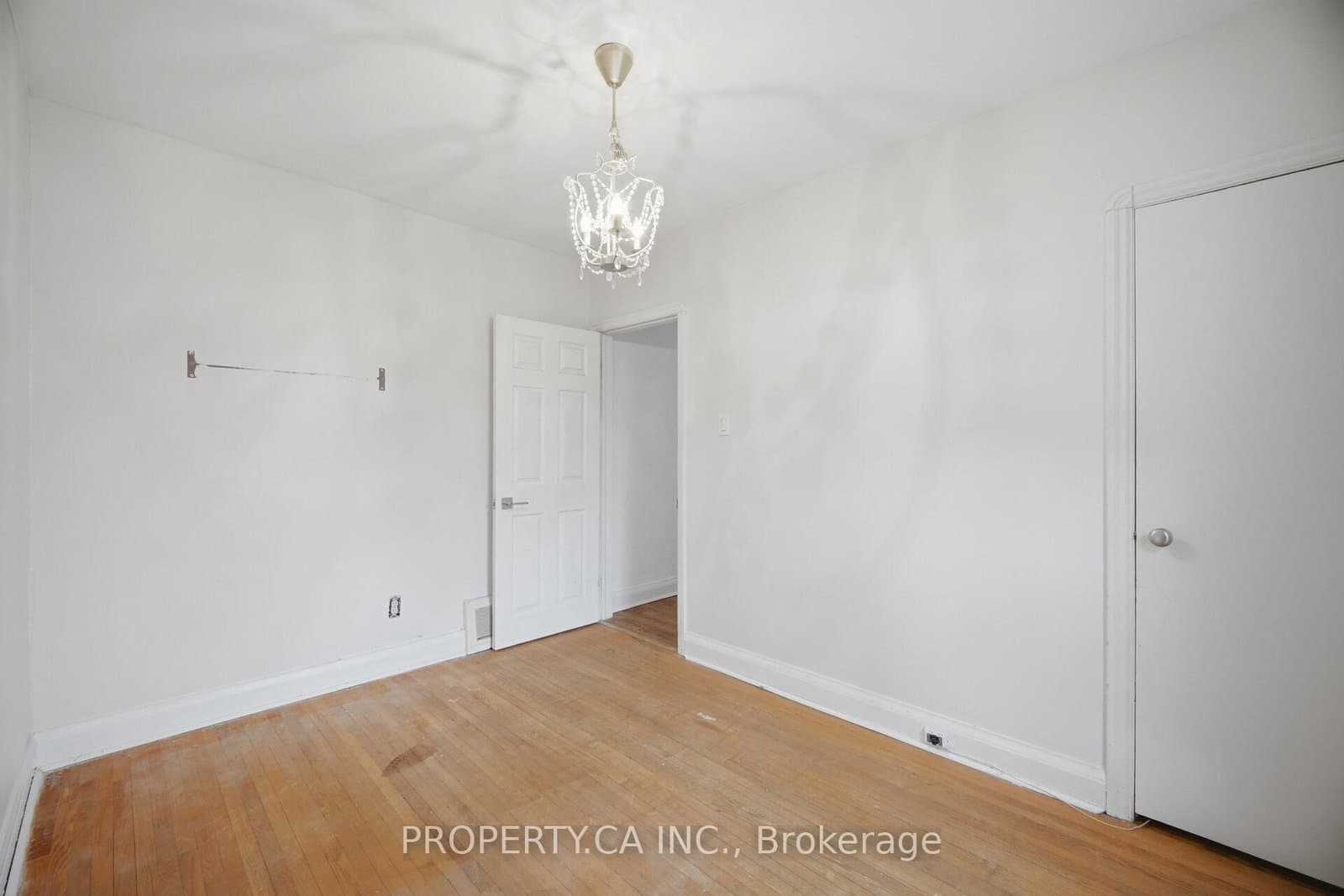 109 Pleasant Avenue thumbnail 12