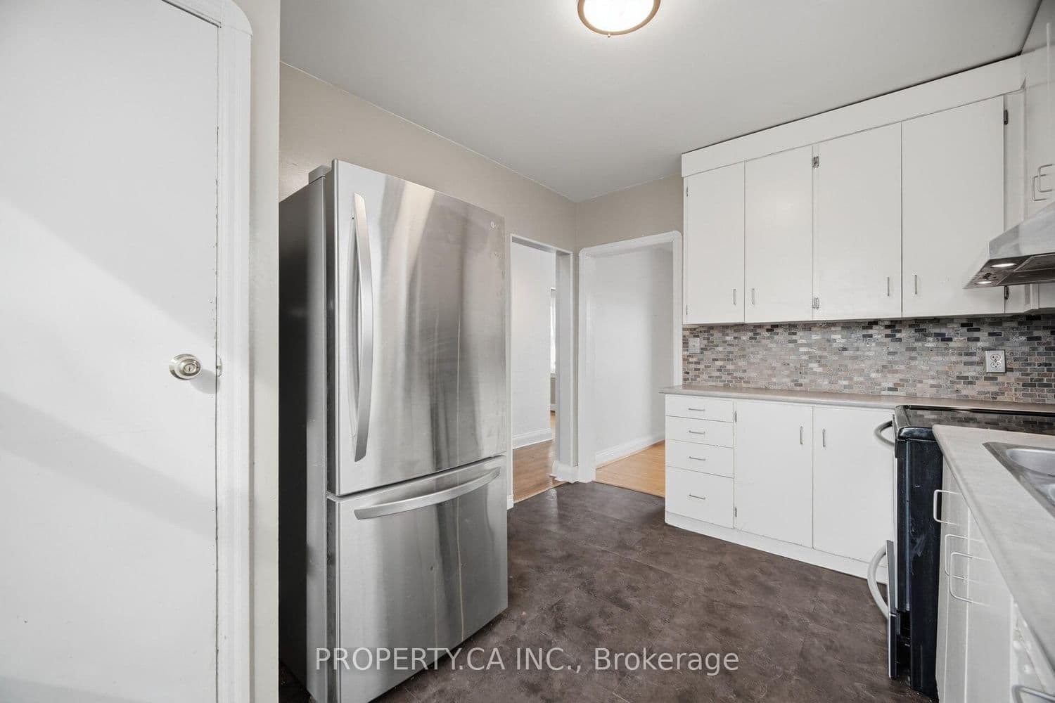 109 Pleasant Avenue thumbnail 7