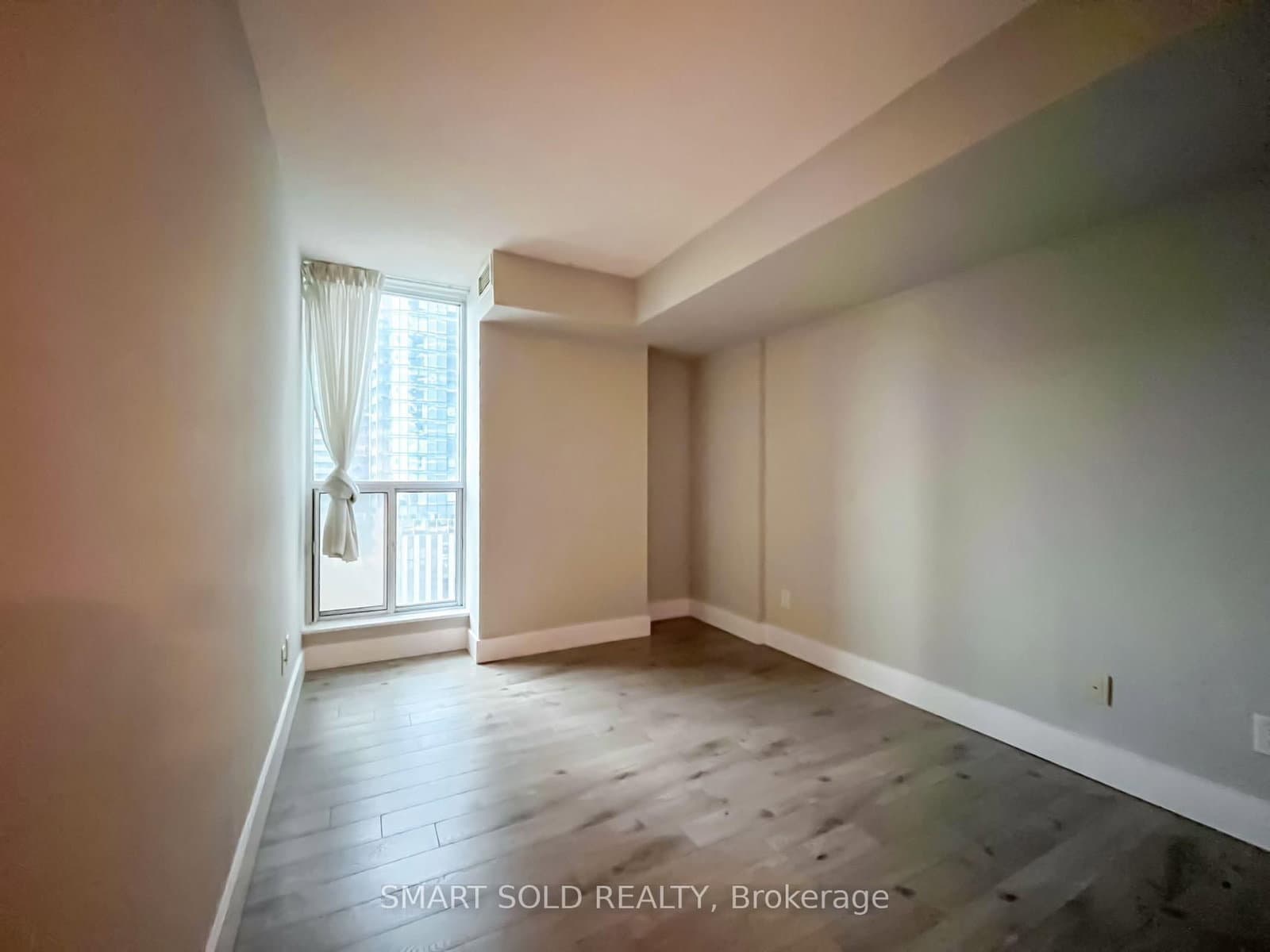 208 Queens Quay W, Unit 1002 thumbnail 11
