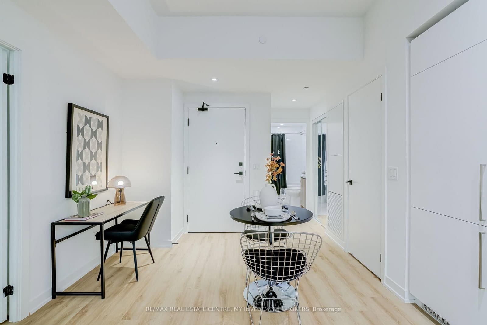319 Jarvis Street, Unit 2605 thumbnail 11