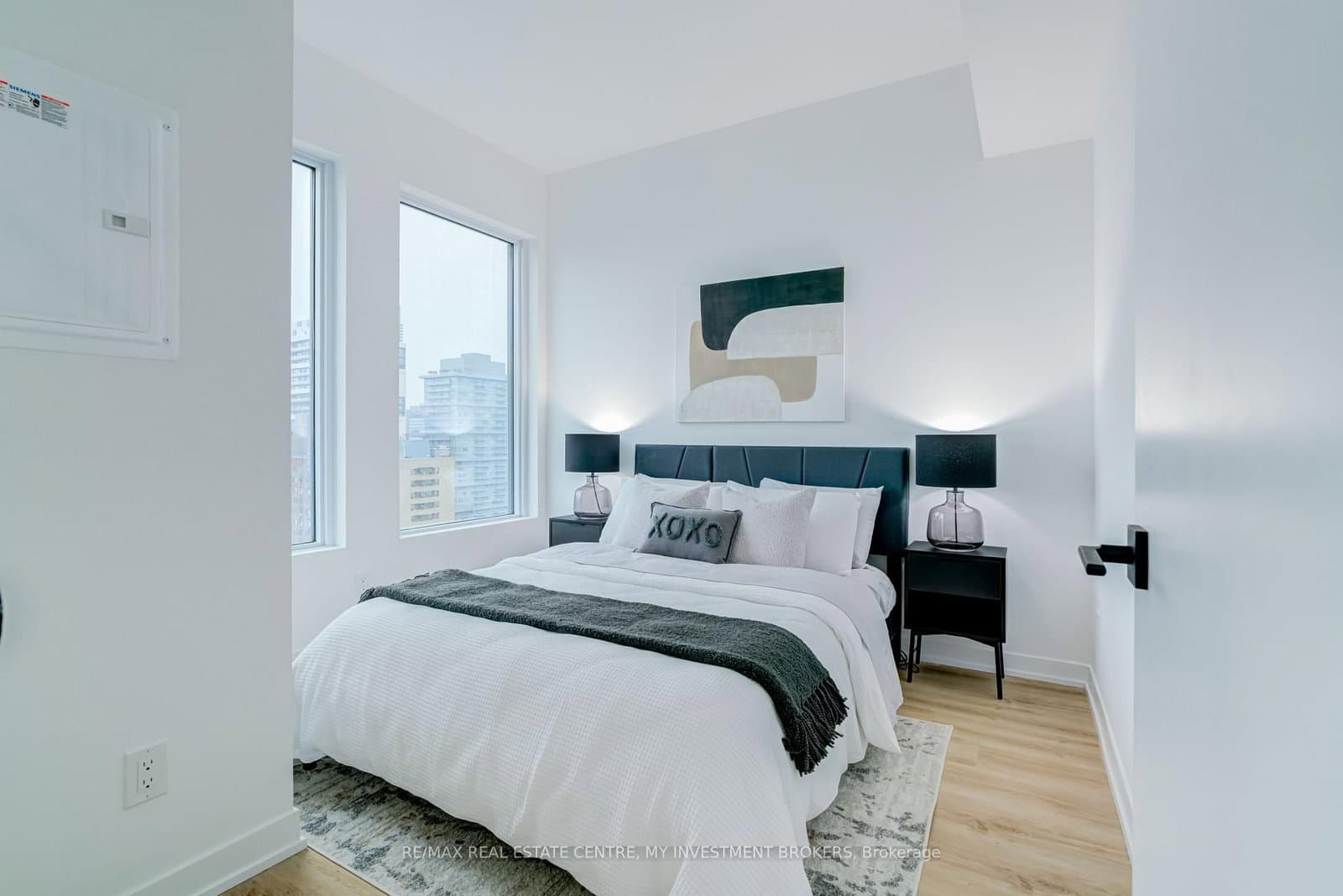 319 Jarvis Street, Unit 2605 thumbnail 13