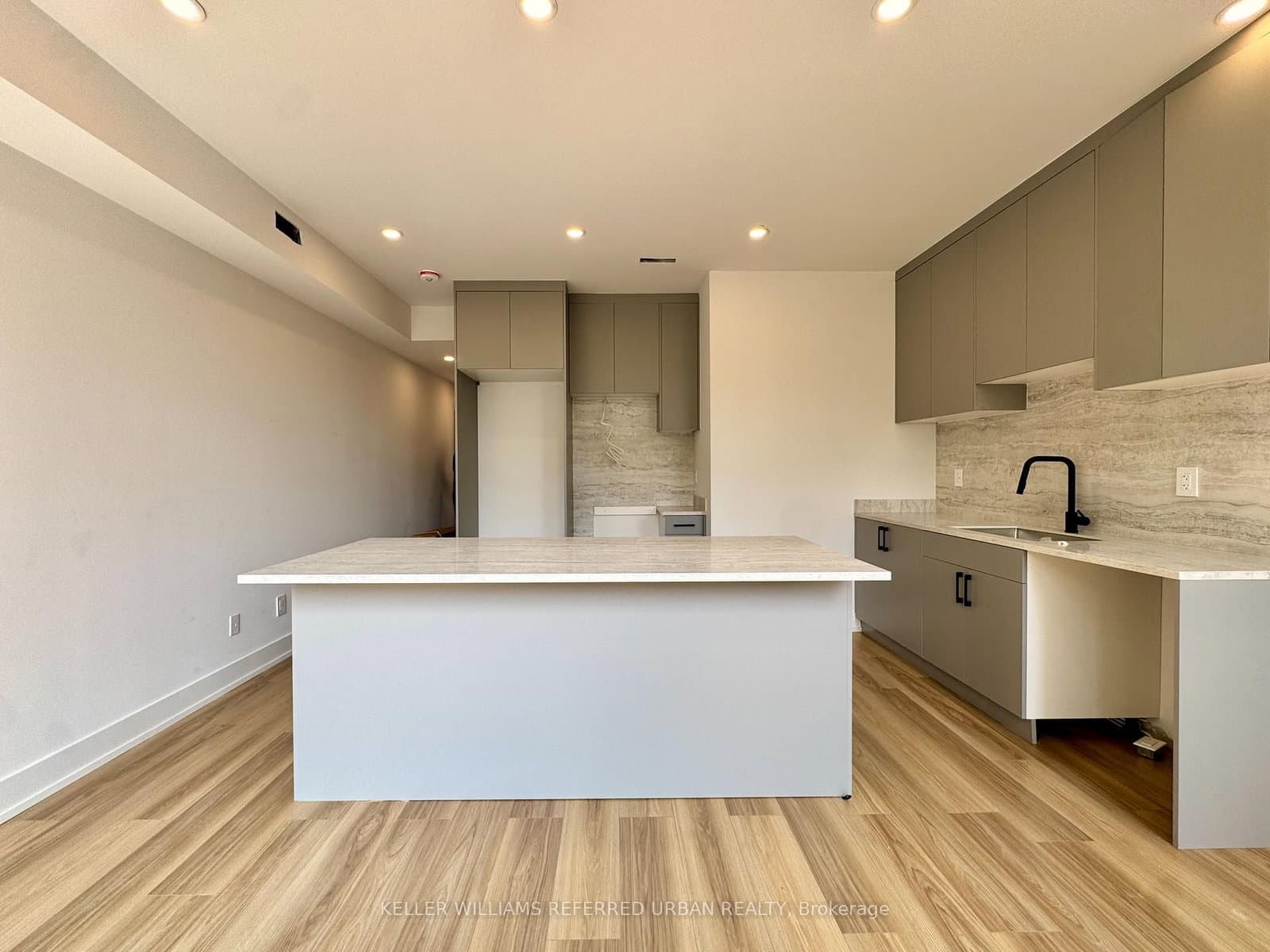 269 Brunswick Avenue, Unit 4 thumbnail 5