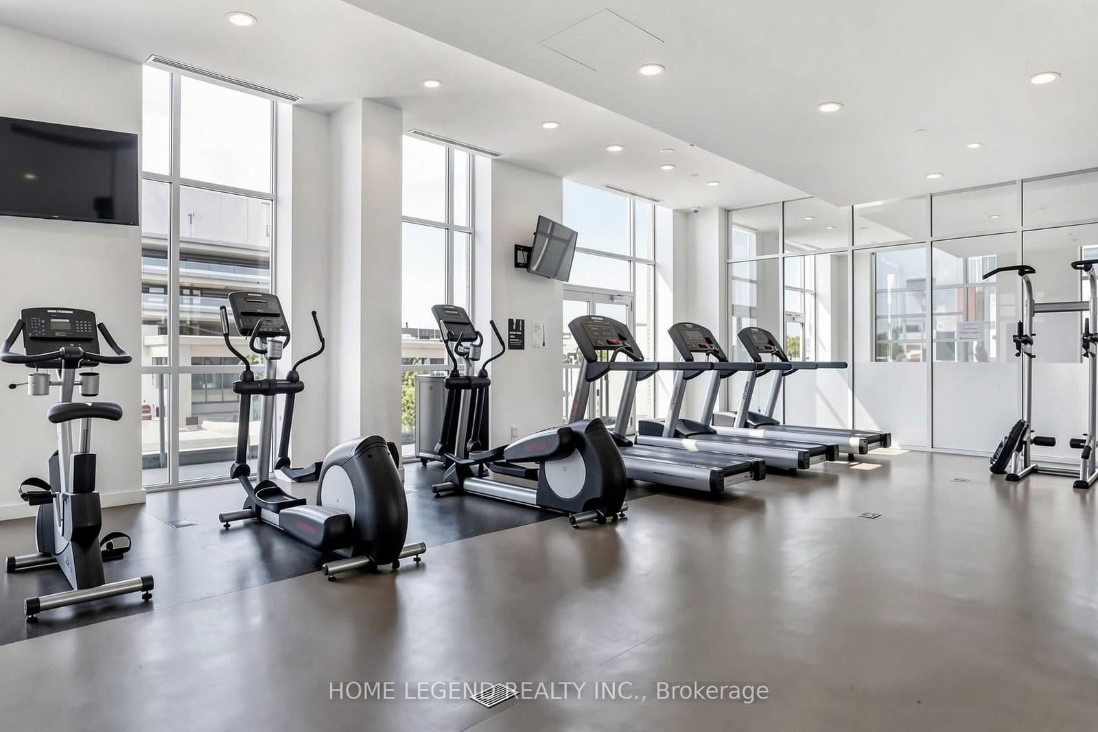 62 Forest Manor Road, Unit 1104 thumbnail 25
