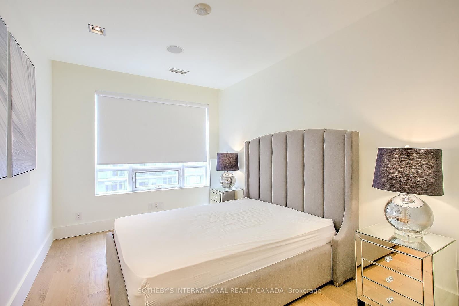 20 Blue Jays Way, Unit 2101 thumbnail 26