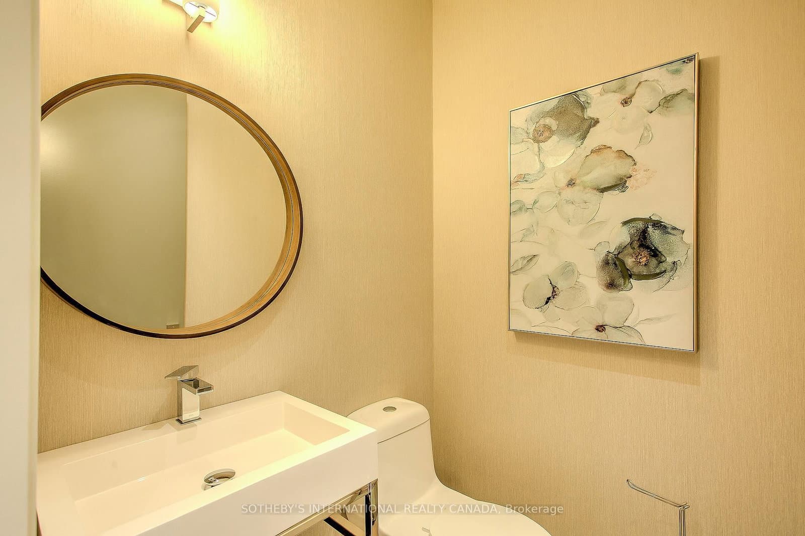 20 Blue Jays Way, Unit 2101 thumbnail 30