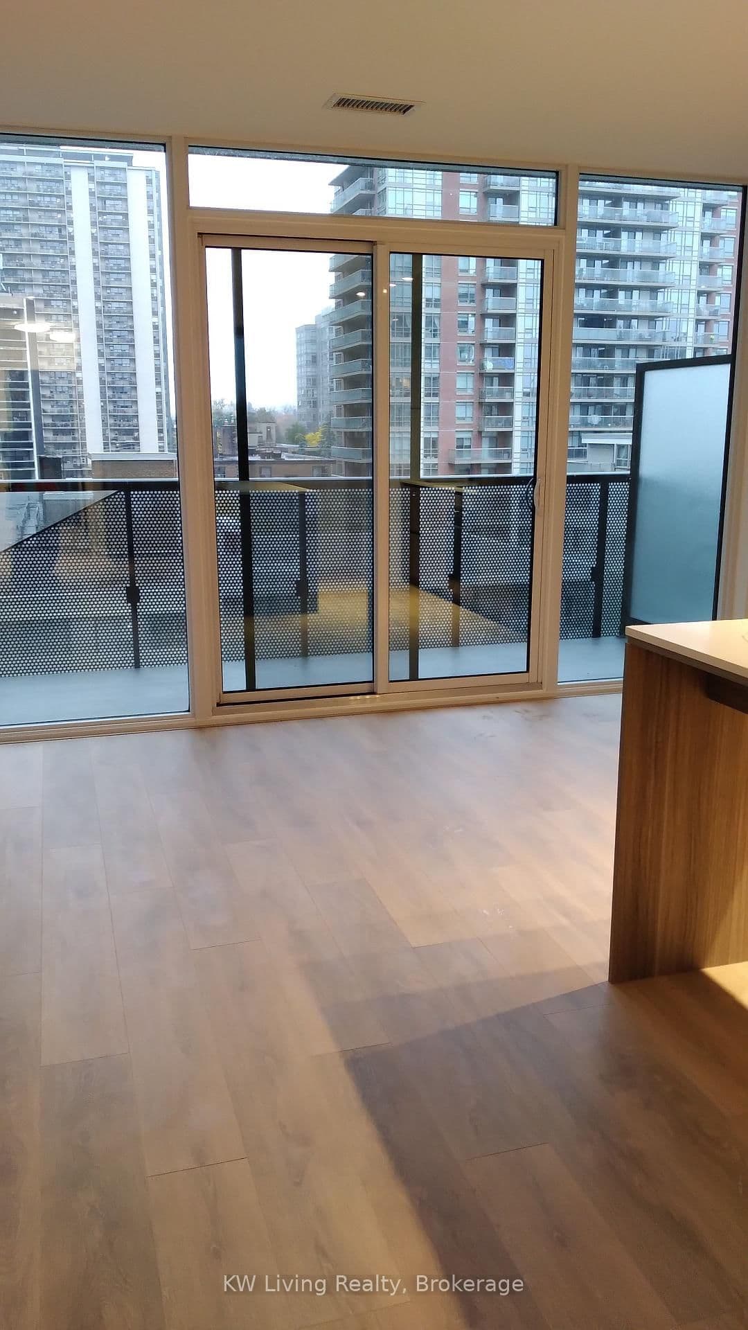 117 Broadway Avenue, Unit 612 thumbnail 10