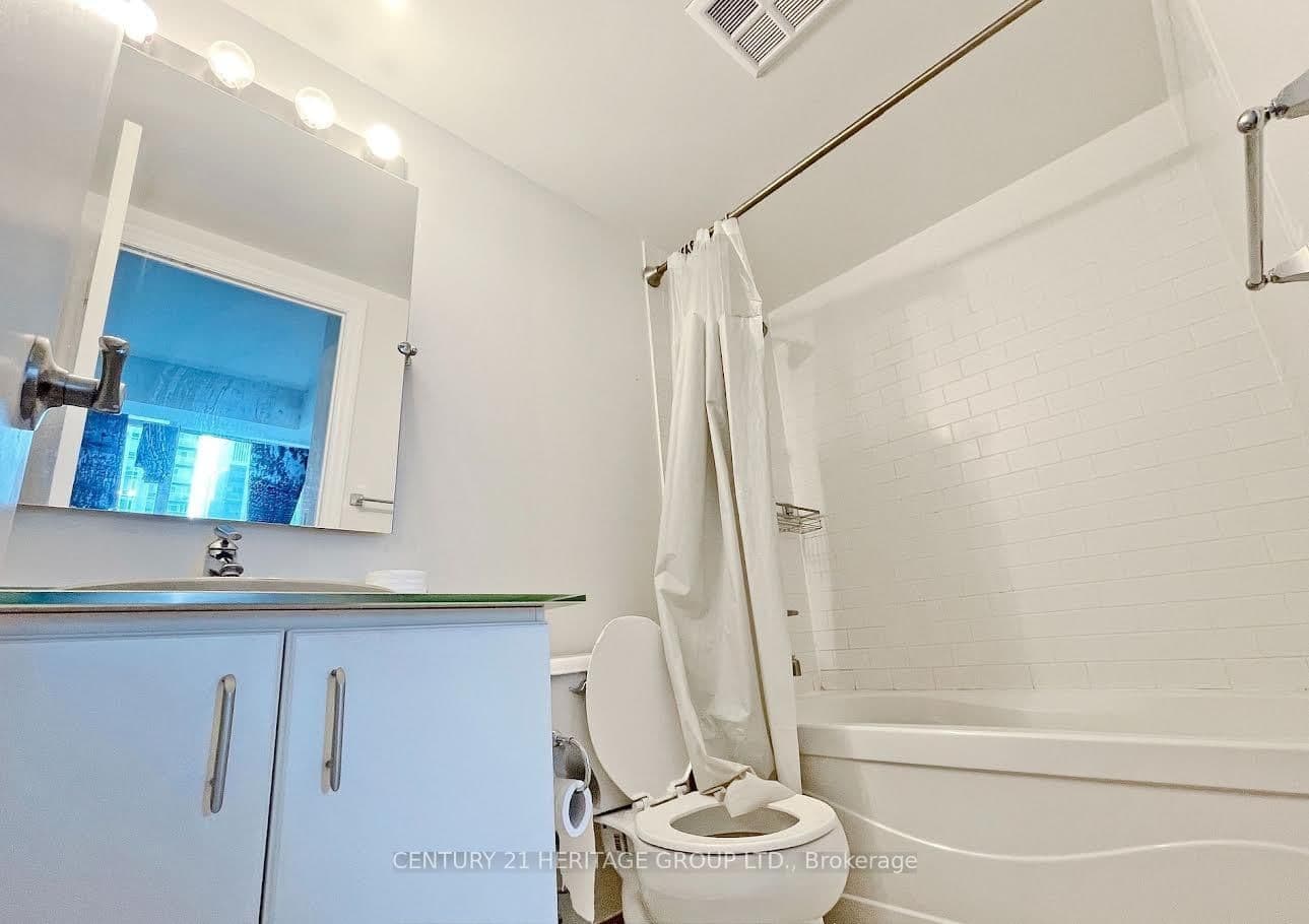 8 Scollard Street, Unit 1305 thumbnail 10