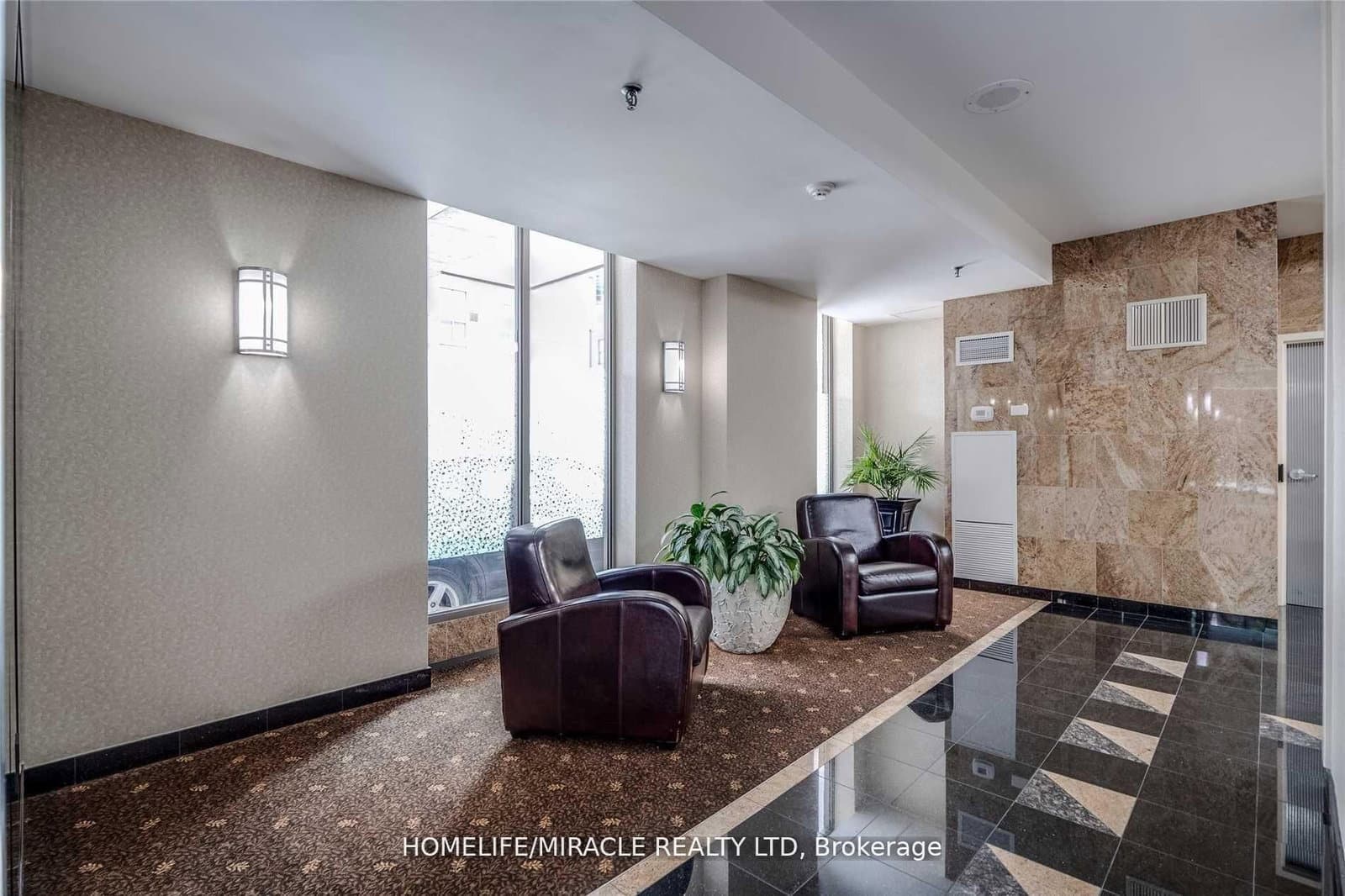 95 Lombard Street, Unit 605 thumbnail 18