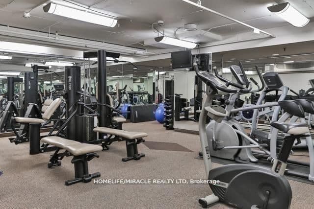 95 Lombard Street, Unit 605 thumbnail 19