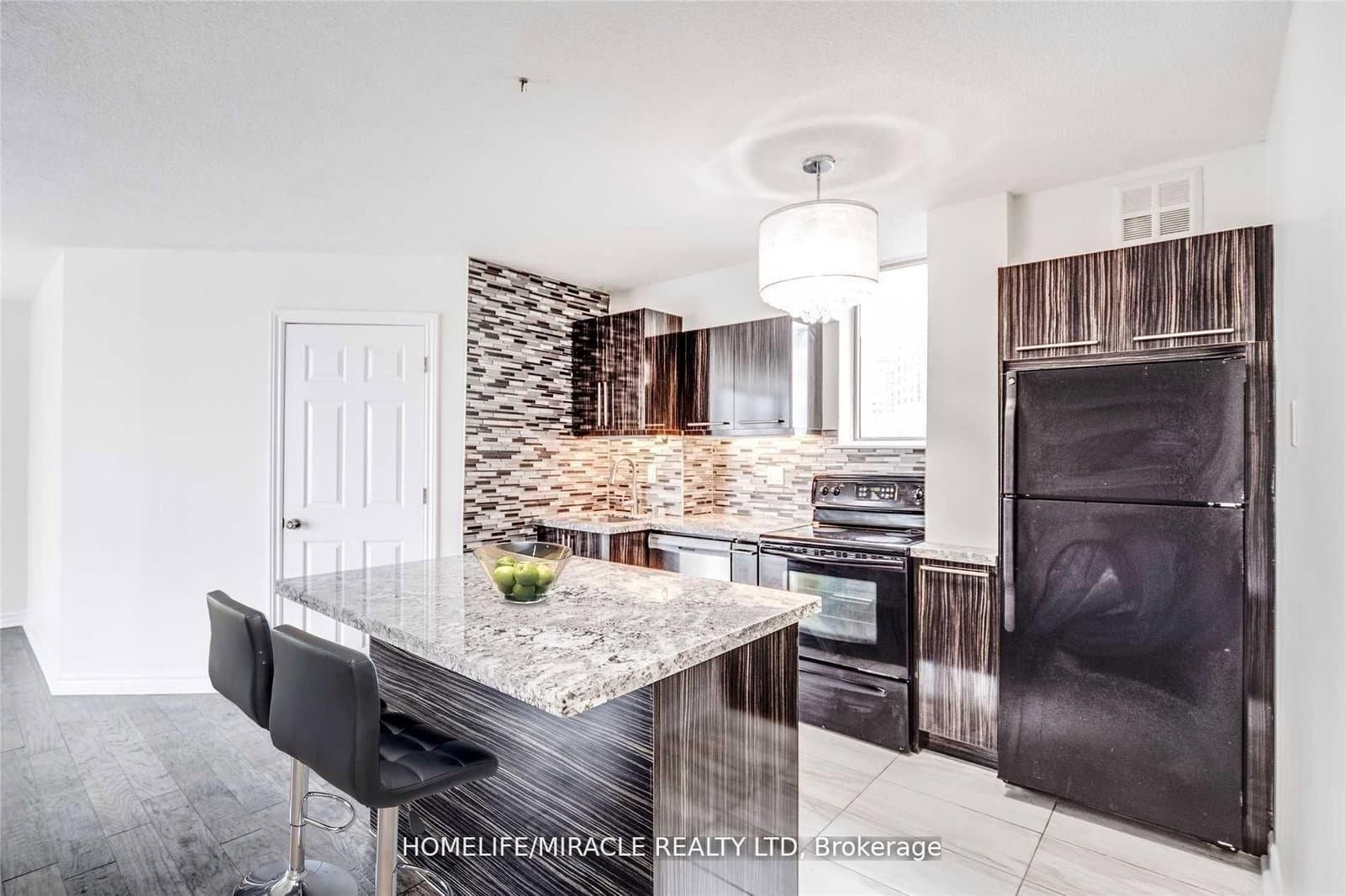 95 Lombard Street, Unit 605 thumbnail 6