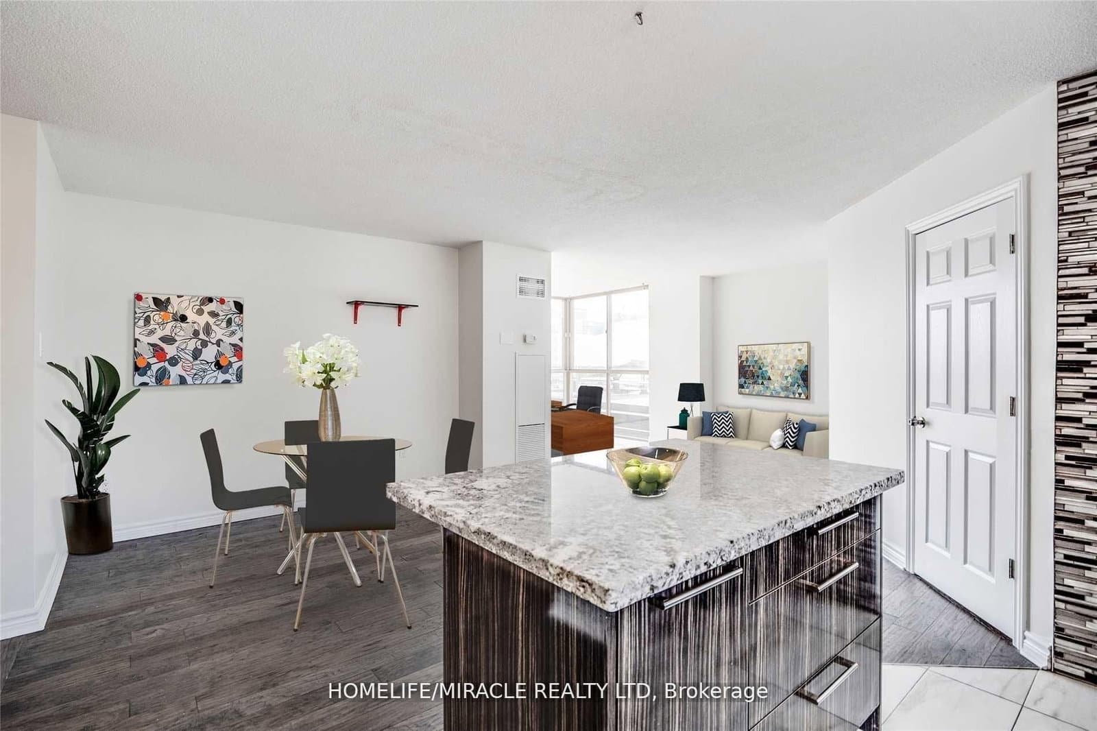95 Lombard Street, Unit 605 thumbnail 7