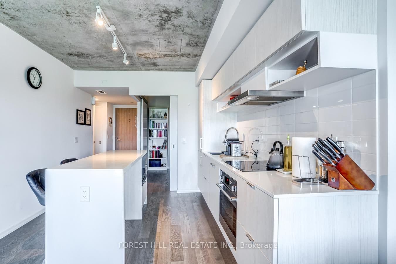 8 Hillsdale Avenue, Unit 736 thumbnail 13
