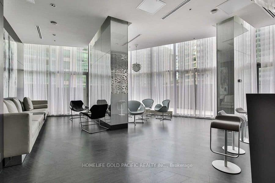14 York Street, Unit 5208 thumbnail 15