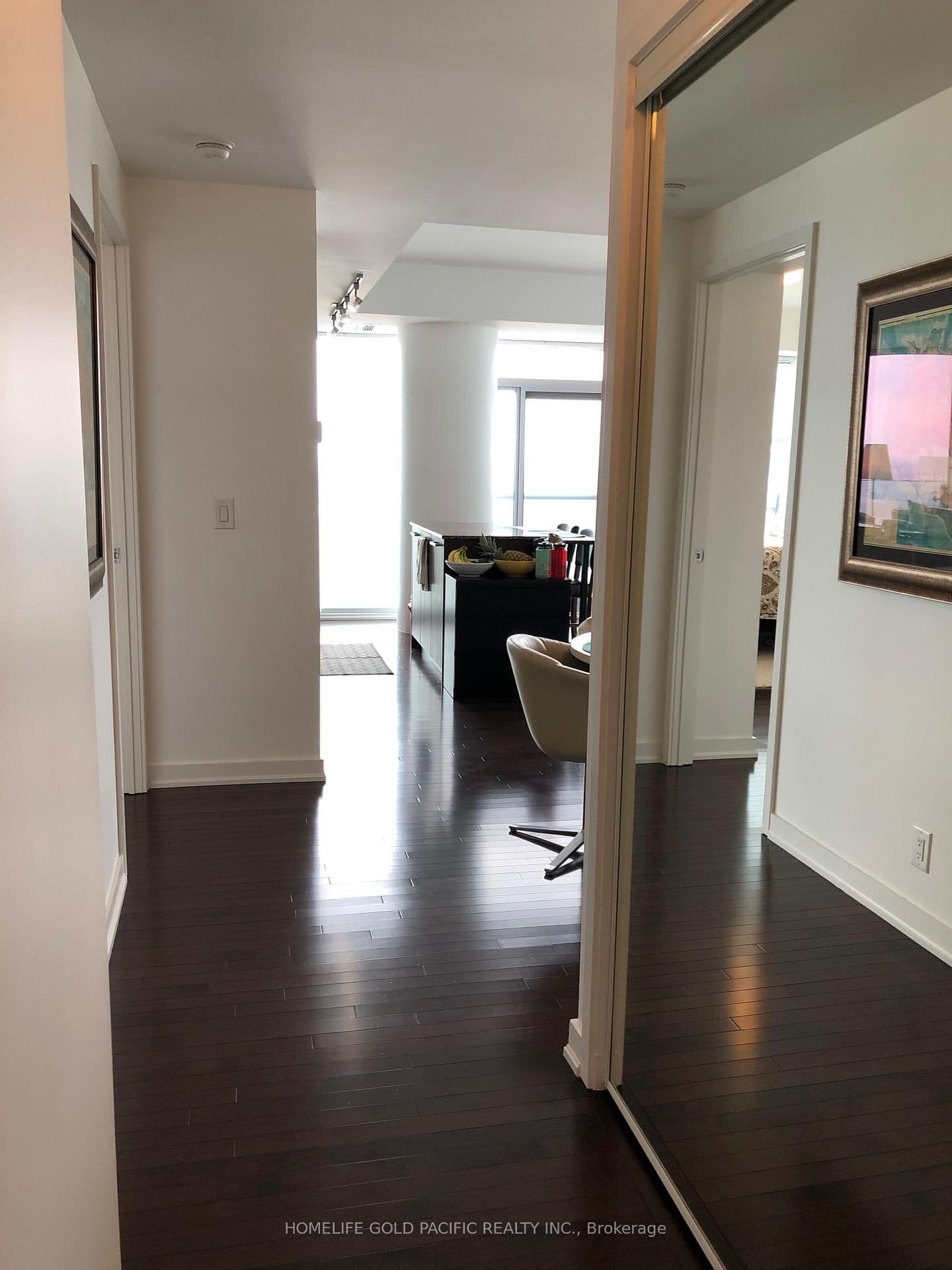 14 York Street, Unit 5208 thumbnail 21