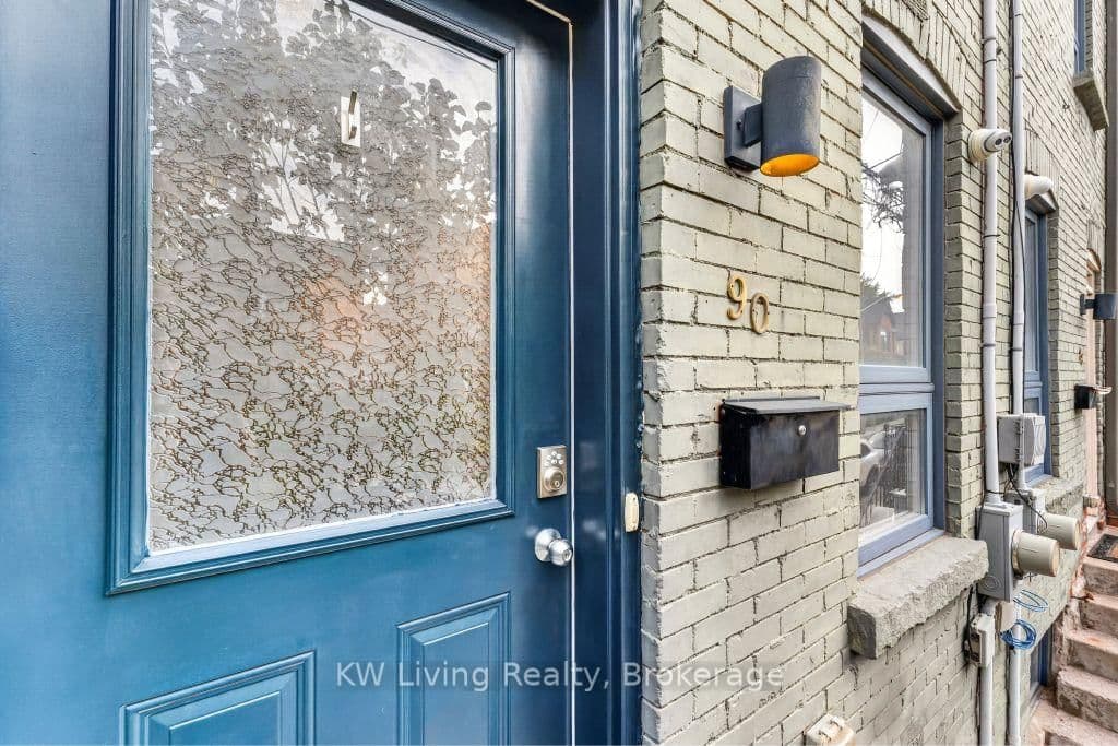 90 Mitchell Avenue thumbnail 2