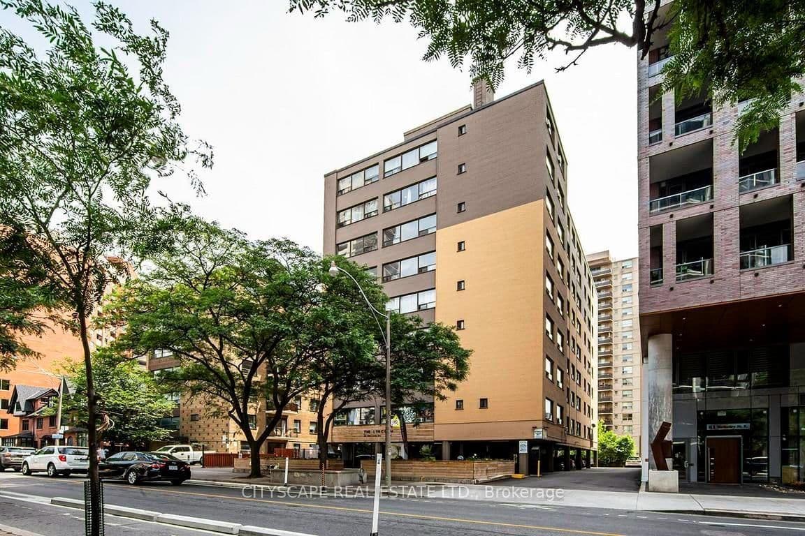 85 Wellesley Street E, Unit 909 thumbnail 16