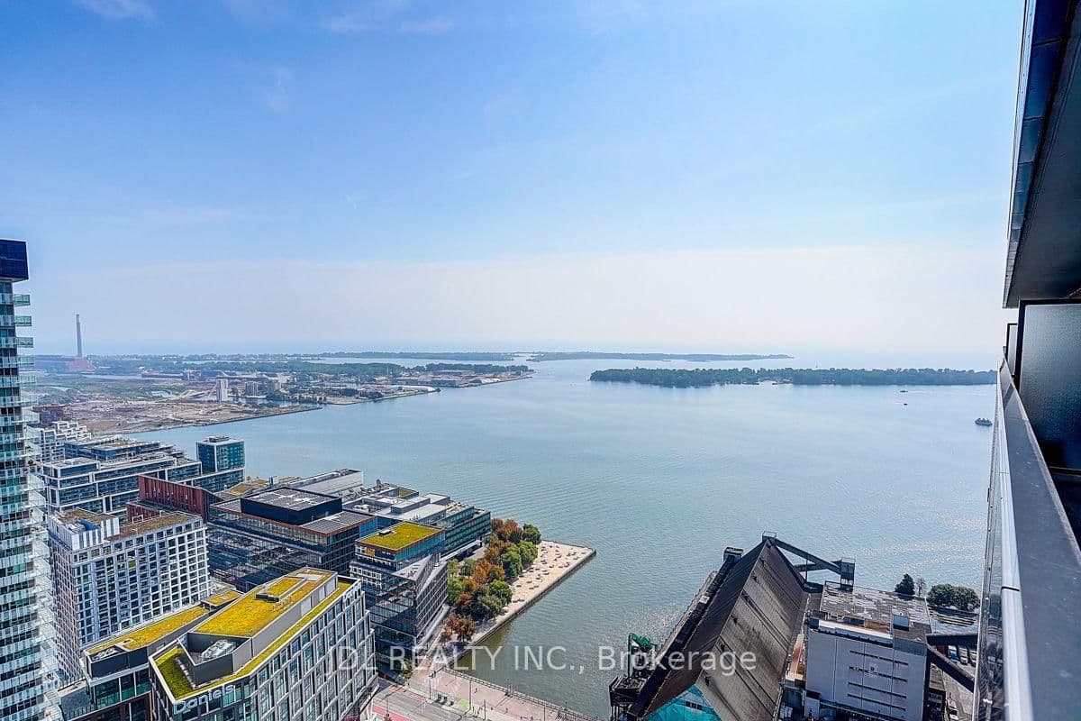 138 Downes Street, Unit 5103 thumbnail 13