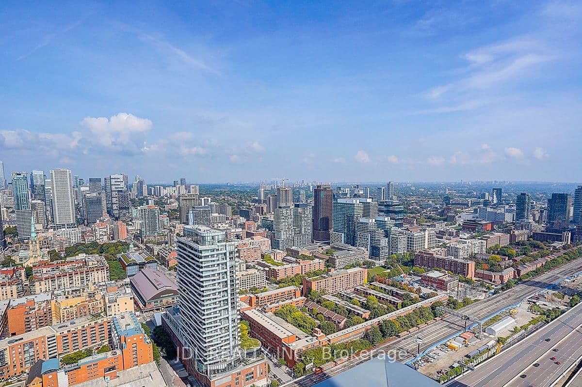 138 Downes Street, Unit 5103 thumbnail 16