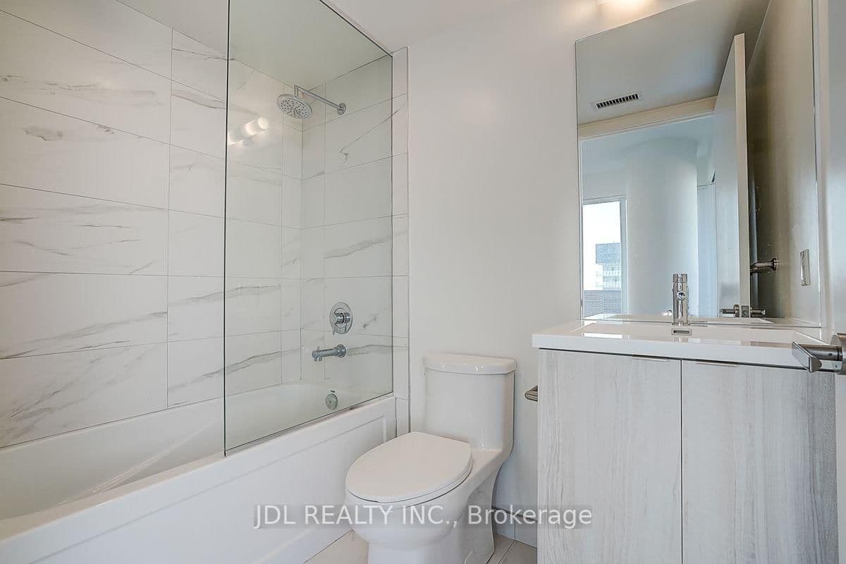 138 Downes Street, Unit 5103 thumbnail 20