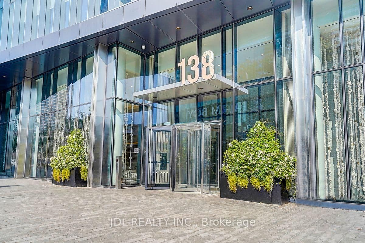 138 Downes Street, Unit 5103 thumbnail 38