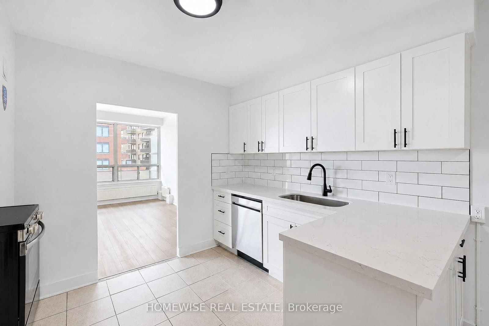 2500 Bathurst Street, Unit 307 thumbnail 2