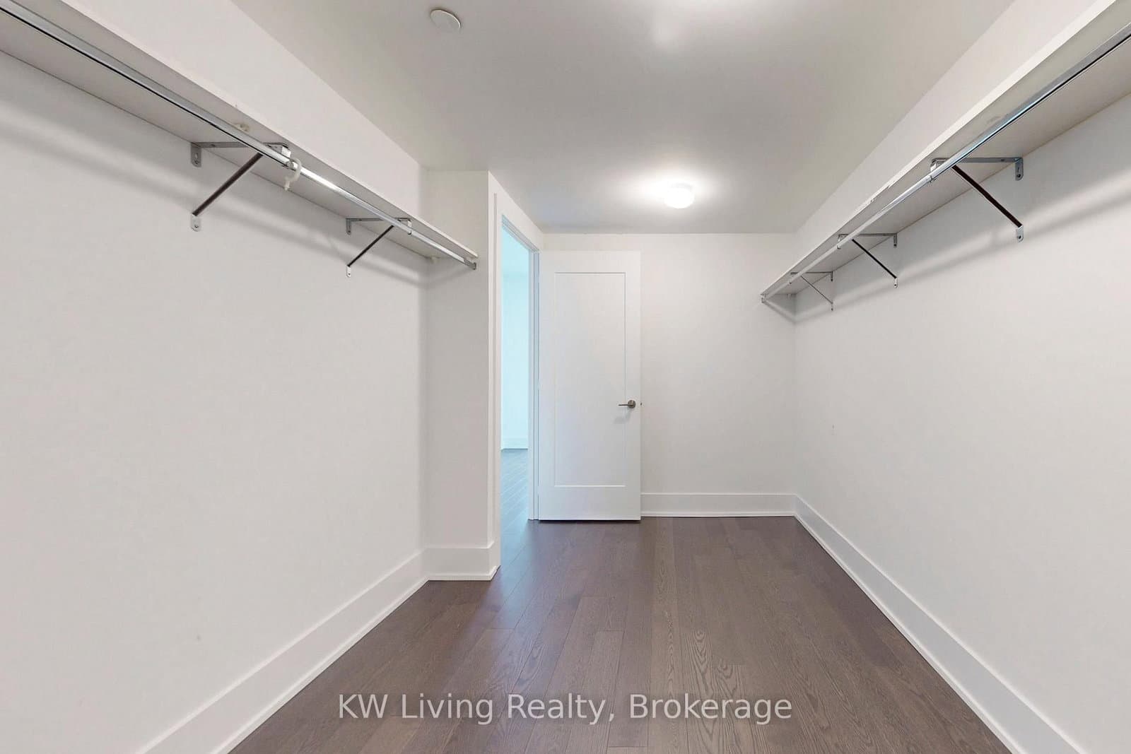 1 Edgewater Drive, Unit GPH 12 thumbnail 29
