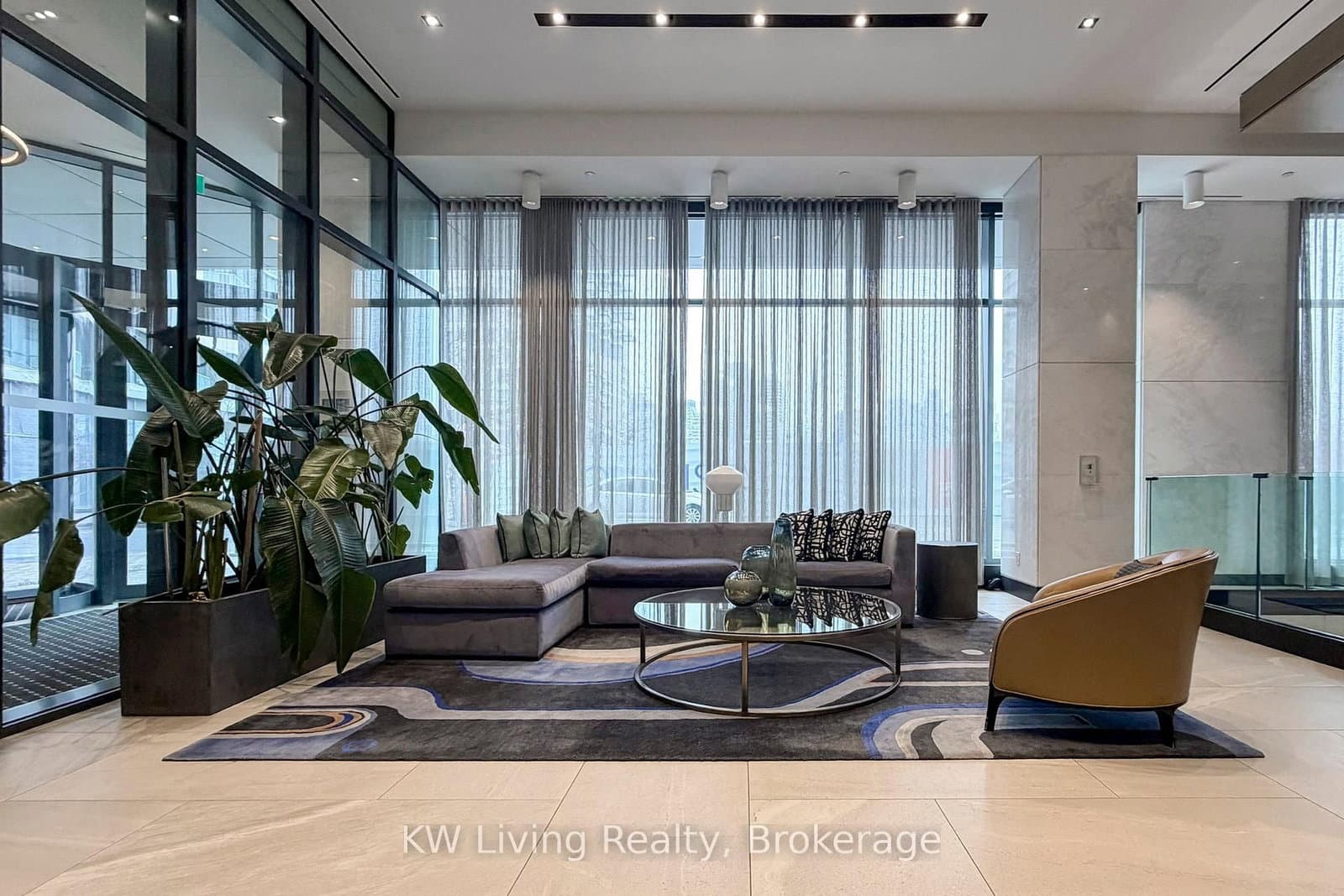 1 Edgewater Drive, Unit GPH 12 thumbnail 7