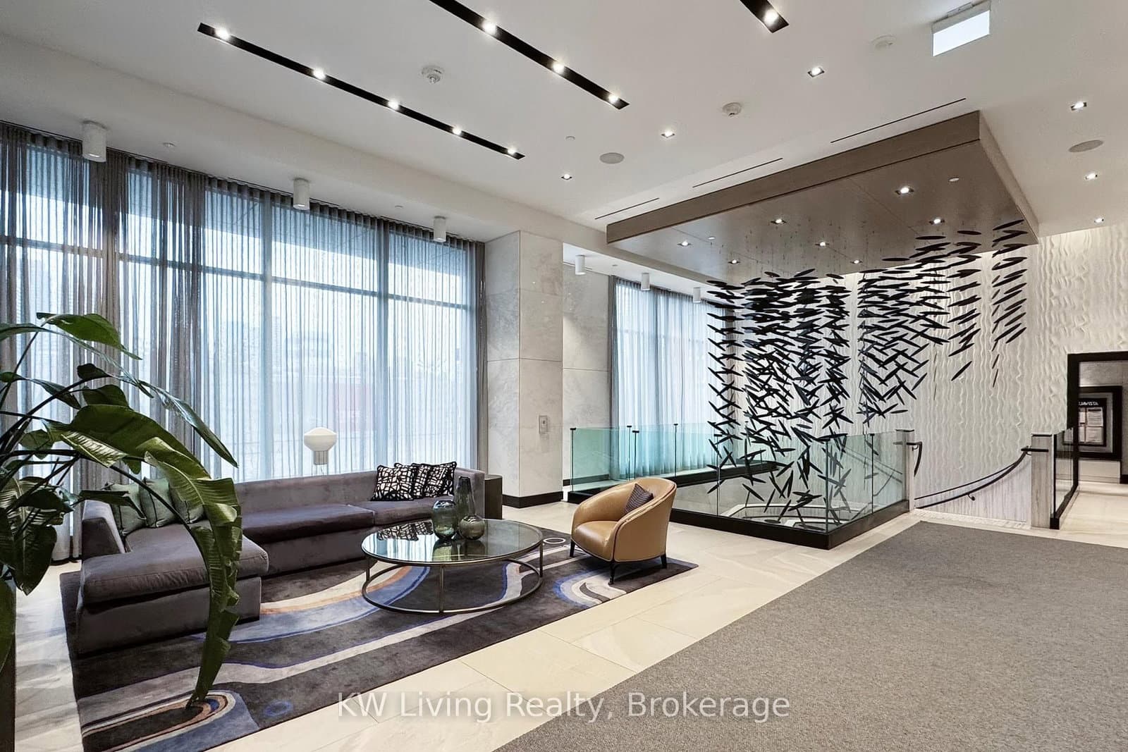 1 Edgewater Drive, Unit GPH 12 thumbnail 8