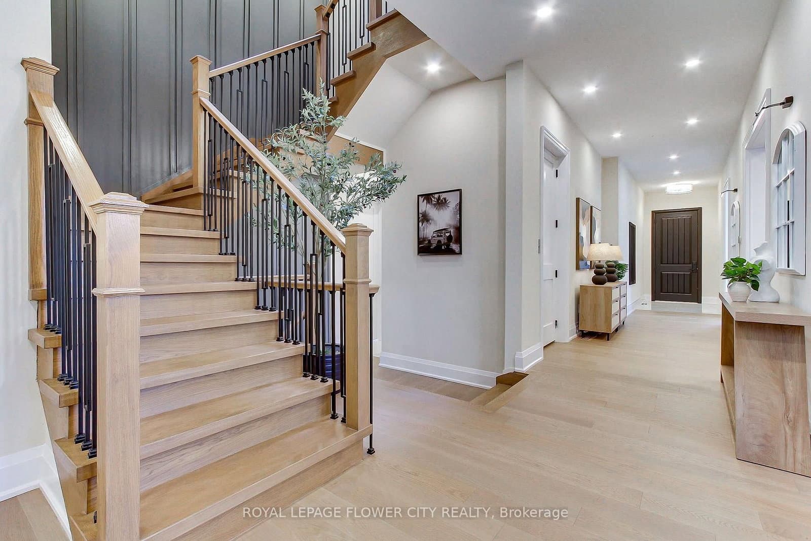 140 Hillmount Avenue thumbnail 2
